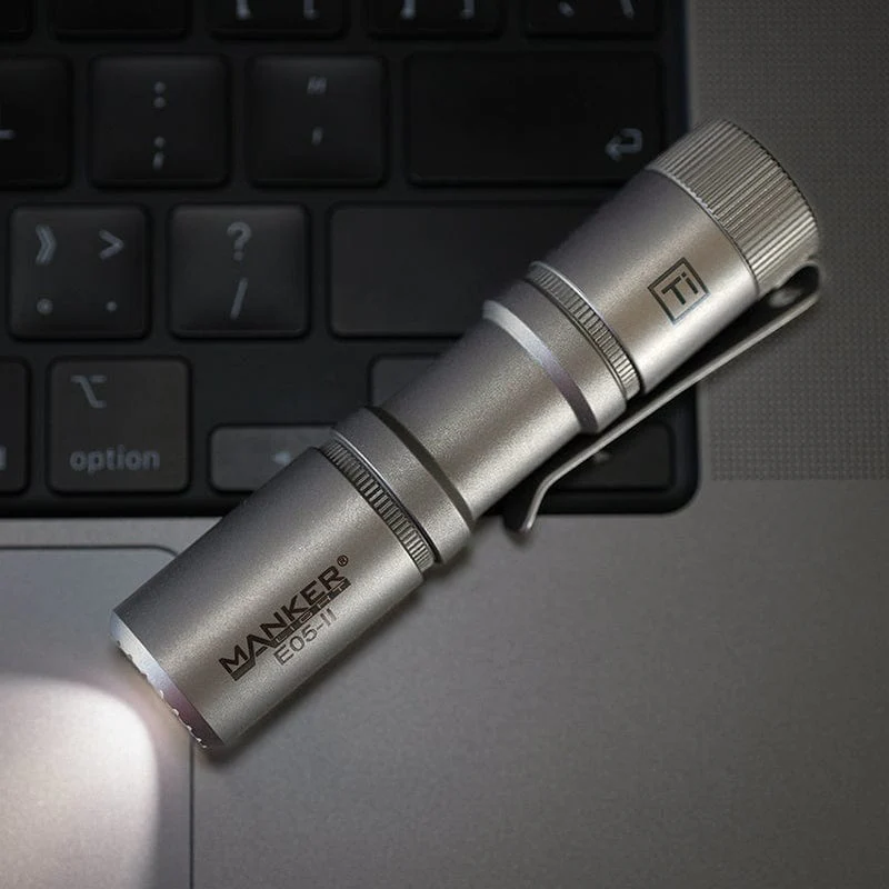 E05 II Flashlight - Image 12