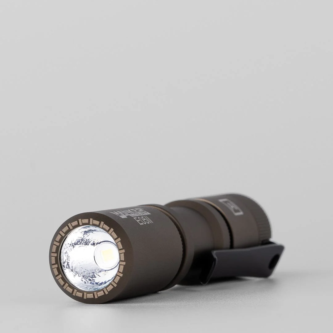 E05 II Flashlight - Image 3