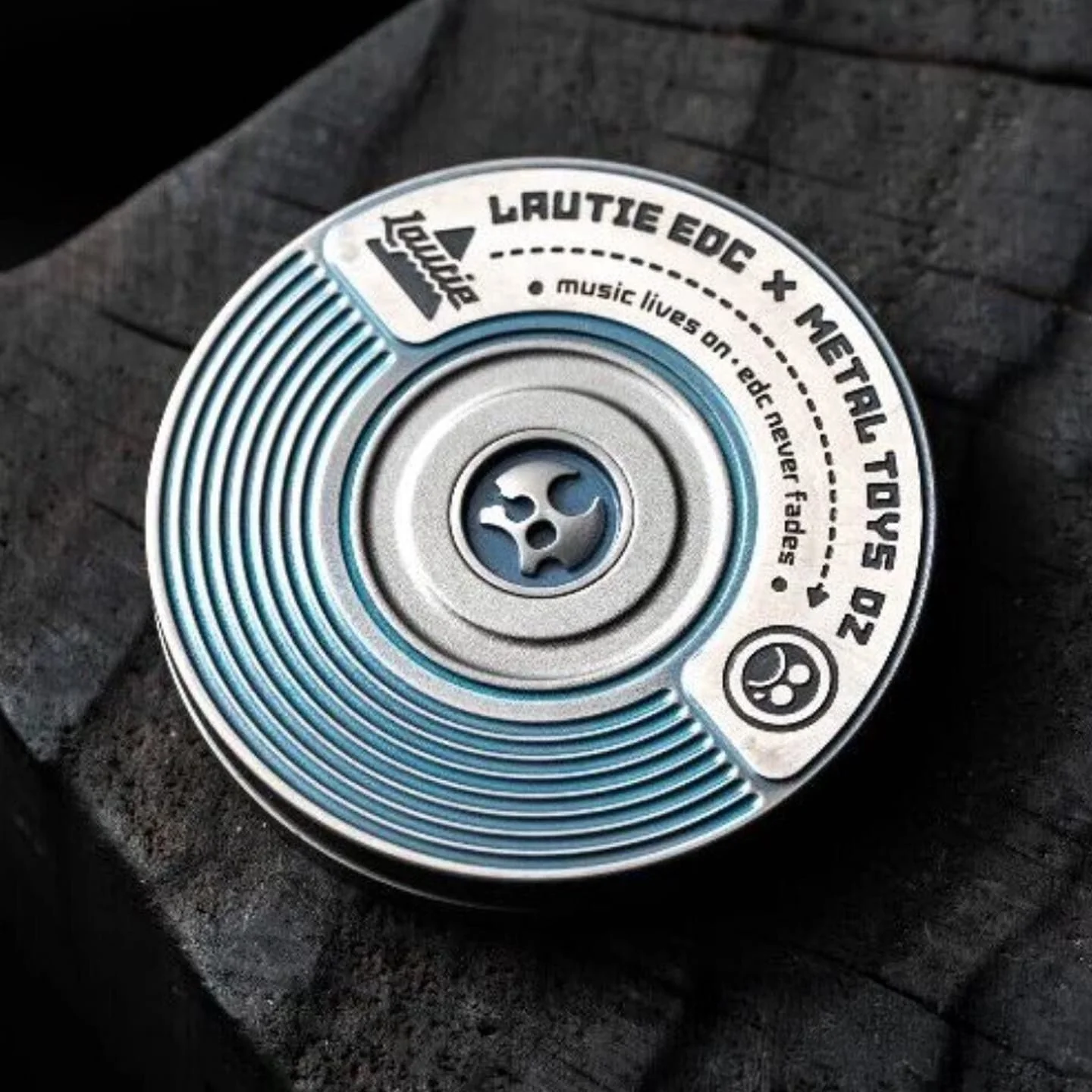 “Showhand” Haptic Coin - Image 10